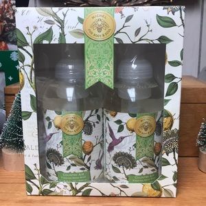 New Michel for Body & Soul Box Set of 2 Foaming Hand Soap Country Air